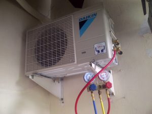 Jasa Service AC Daikin, Jasa Service AC Daikin Murah, Jasa Service AC Daikin Terdekat, Service AC Daikin terbaik, Kontraktor AC berpengalaman, Perawatan AC Daikin, Pemeriksaan berkala AC Daikin, Keunggulan service AC Daikin, Pemeliharaan rutin AC Daikin